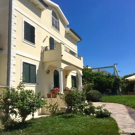 Bed & Breakfast Luce Olbia