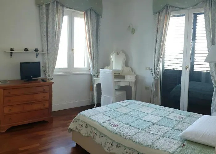 Oda ve Kahvaltı Luce